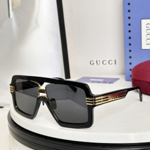 Gucci Mask Luxury Eyewear Sunglasses GG0900S Black Gucci Mask Luxury Eyewear Sunglasses GG0900S Black