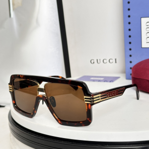 Gucci Mask Luxury Eyewear Sunglasses GG0900S Brown Gucci Mask Luxury Eyewear Sunglasses GG0900S Brown