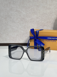Louis Vuitton LV Monogram Luxury Eyewear Sunglasses Z2095W Black Louis Vuitton LV Monogram Luxury Eyewear Sunglasses Z2095W Black