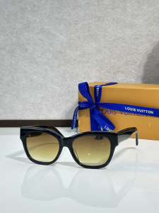 Louis Vuitton Luxury Eyewear Sunglasses Z2645U Black Louis Vuitton Luxury Eyewear Sunglasses Z2645U Black
