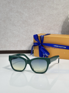 Louis Vuitton Luxury Eyewear Sunglasses Z2645U Green Louis Vuitton Luxury Eyewear Sunglasses Z2645U Green