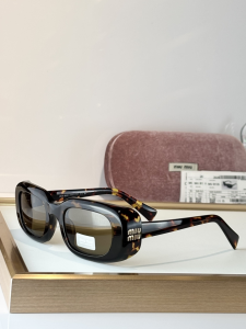 Miu Miu Luxury Eyewear Sunglasses MUB13S Brown Miu Miu Luxury Eyewear Sunglasses MUB13S Brown