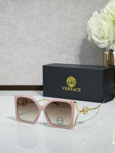 Versace Medusa Square Luxury Eyewear Sunglasses VE4502U Pink Versace Medusa Square Luxury Eyewear Sunglasses VE4502U Pink
