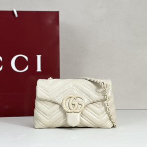 Gucci GG Marmont Mini Shoulder Bag Off White Matelasse Chevron Nappa Leather Gucci GG Marmont Mini Shoulder Bag Off White Matelasse Chevron Nappa Leather