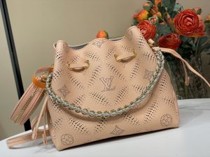 Louis Vuitton Pico Bella Light Pink Monogram Leather Bucket Shoulder Bag Louis Vuitton Pico Bella Light Pink Monogram Leather Bucket Shoulder Bag