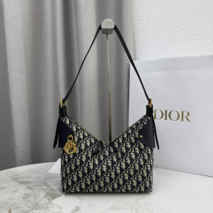 Dior Medium Voyage Hobo Shoulder Bag Navy Blue Dior Oblique Jacquard and Calfskin Dior Medium Voyage Hobo Shoulder Bag Navy Blue Dior Oblique Jacquard and Calfskin