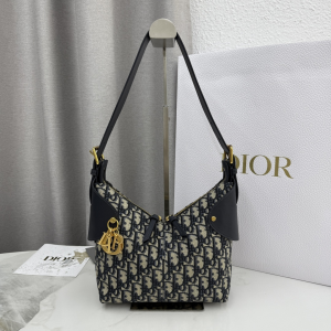 Dior Small Voyage Hobo Shoulder Bag Navy Blue Dior Oblique Jacquard and Calfskin Dior Small Voyage Hobo Shoulder Bag Navy Blue Dior Oblique Jacquard and Calfskin