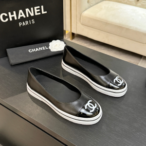 Chanel CC Logo Calfskin Leather Ballet Flat Black Chanel CC Logo Calfskin Leather Ballet Flat Black