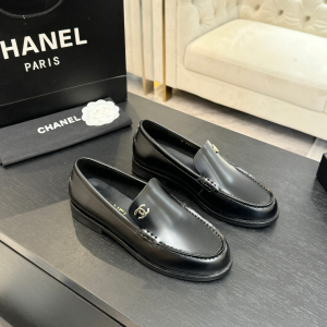 Chanel Vintage CC Black Shiny Calfskin Leather Flat Loafers Chanel Vintage CC Black Shiny Calfskin Leather Flat Loafers