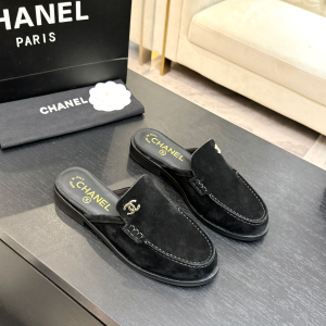 Chanel Vintage CC Black Suede Calfskin Leather Flat Mules Chanel Vintage CC Black Suede Calfskin Leather Flat Mules