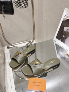 Louis Vuitton LV Mare Flat Mule Slides Sandals Green Calfskin Leather Louis Vuitton LV Mare Flat Mule Slides Sandals Green Calfskin Leather
