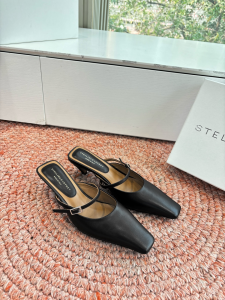 Stella McCartney Square Toe Heeled Mules Black Calfskin Leather 50MM Stella McCartney Square Toe Heeled Mules Black Calfskin Leather 50MM