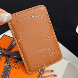 Hermes Dog MagSafe Card Holder Brown