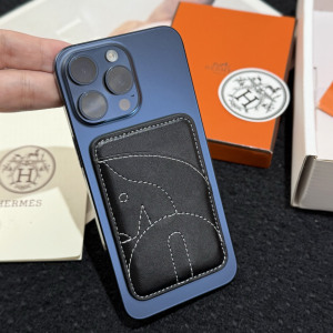 Hermes Elephant MagSafe Card Holder Black