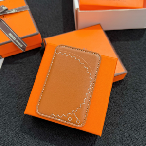 Hermes Hedgehog MagSafe Card Holder Brown