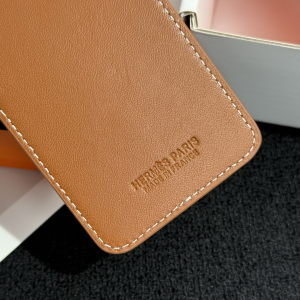 Hermes Hedgehog MagSafe Card Holder Brown