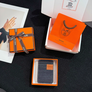 Hermes Jean Patch MagSafe Card Holder Blue