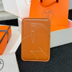 Hermes Walrus MagSafe Card Holder Brown