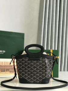 Goyard Beluga Mini Tote Shoulder Bag Black Goyardine Canvas and Calfskin Goyard Beluga Mini Tote Shoulder Bag Black Goyardine Canvas and Calfskin
