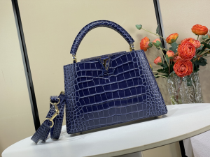 Louis Vuitton Capucines BB Tote Shoulder Bag Navy Blue Crocodile Embossed Leather Louis Vuitton Capucines BB Tote Shoulder Bag Navy Blue Crocodile Embossed Leather