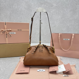 Miu Miu Caprice Shiny Leather Clutch Shoulder Bag Brown Miu Miu Caprice Shiny Leather Clutch Shoulder Bag Brown