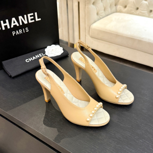 Chanel Beige Leather Slingback Sandals with Pearls Chanel Beige Leather Slingback Sandals with Pearls