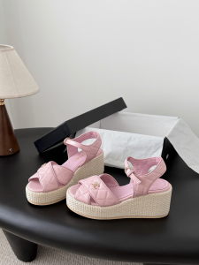 Chanel CC Pink Quilted Leather Platform Sandals Chanel CC Pink Quilted Leather Platform Sandals