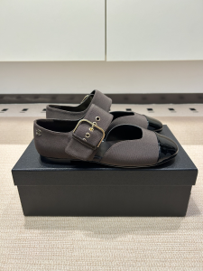 Chanel Gray Grosgrain and Patent Calfskin Mary Janes Chanel Gray Grosgrain and Patent Calfskin Mary Janes