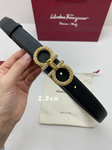 Ferragamo Reversible and Adjustable Crystals Gancini Black Leather Belt 25MM Ferragamo Reversible and Adjustable Crystals Gancini Black Leather Belt 25MM