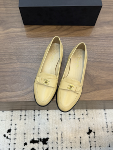 Chanel Beige Leather Turnlock CC Logo Loafers Shoes Chanel Beige Leather Turnlock CC Logo Loafers Shoes
