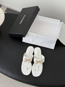 Chanel Bowknot White Leather Thong Sandals Shoes Chanel Bowknot White Leather Thong Sandals Shoes