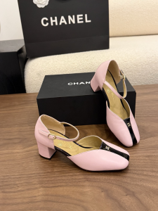 Chanel CC Pink Black Leather Pumps Shoes with Ankle Strap Chanel CC Pink Black Leather Pumps Shoes with Ankle Strap