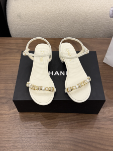 Chanel White Leather Sandals Shoes with Charms Chanel White Leather Sandals Shoes with Charms