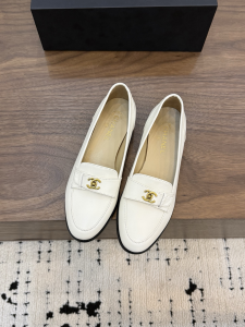 Chanel White Leather Turnlock CC Logo Loafers Shoes Chanel White Leather Turnlock CC Logo Loafers Shoes