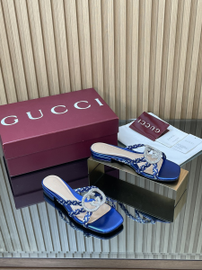 Gucci Crystal Interlocking G Slide Sandals Shoes Blue Metallic Leather Gucci Crystal Interlocking G Slide Sandals Shoes Blue Metallic Leather