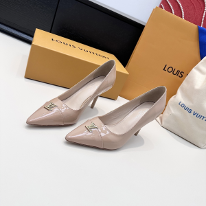 Louis Vuitton City Pumps Shoes Pink Patent Leather 100MM Louis Vuitton City Pumps Shoes Pink Patent Leather 100MM