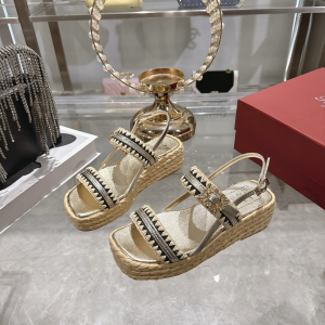 Roger Vivier Summer Strass Platform Sandals Shoes Gold Roger Vivier Summer Strass Platform Sandals Shoes Gold