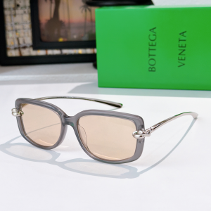 Bottega Veneta Knot Rectangular Luxury Eyewear Sunglasses BV1440S Beige Gray Bottega Veneta Knot Rectangular Luxury Eyewear Sunglasses BV1440S Beige Gray