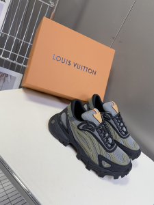 Louis Vuitton LV Summit Sneaker Shoes Gray Black Leather and Technical Fabric Louis Vuitton LV Summit Sneaker Shoes Gray Black Leather and Technical Fabric