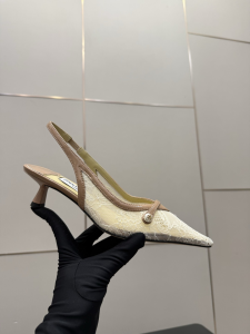 Jimmy Choo Amita Beige Lace and Spazzolato Slingback Pumps Shoes 45MM Jimmy Choo Amita Beige Lace and Spazzolato Slingback Pumps Shoes 45MM