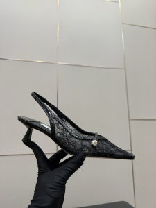 Jimmy Choo Amita Black Lace and Spazzolato Slingback Pumps Shoes 45MM Jimmy Choo Amita Black Lace and Spazzolato Slingback Pumps Shoes 45MM