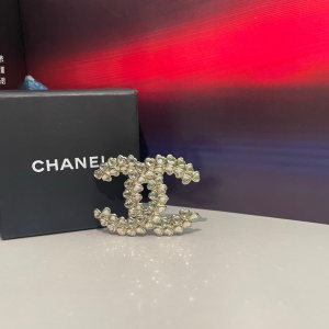 Chanel Chanel CC Logo Metal Gold Brooch