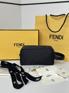 Fendi Toilertry Case Small Bag with Zip Black Leather and Black FF Nylon Fendi Toilertry Case Small Bag with Zip Black Leather and Black FF Nylon