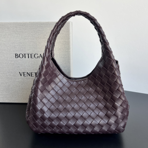 Bottega Veneta Small Campana Hobo Shoulder Bag Burgundy Woven Leather Bottega Veneta Small Campana Hobo Shoulder Bag Burgundy Woven Leather