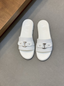 Christian Louboutin Her In Roma White Leather Flat Slides Sandals Christian Louboutin Her In Roma White Leather Flat Slides Sandals
