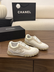 Chanel CC Logo Low Top Sneakers Shoes Beige Mixed Fibers Suede Calfskin Chanel CC Logo Low Top Sneakers Shoes Beige Mixed Fibers Suede Calfskin