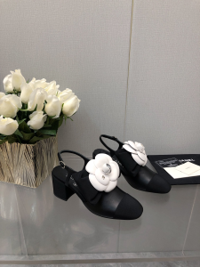 Chanel Crumpled Shiny Fabric Grosgrain Cap Toe Camellia Bow Slingback Pumps Black Chanel Crumpled Shiny Fabric Grosgrain Cap Toe Camellia Bow Slingback Pumps Black