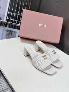 Miu Miu Logo Matelasse Nappa Leather Heeled Slides Sandals Shoes White Miu Miu Logo Matelasse Nappa Leather Heeled Slides Sandals Shoes White