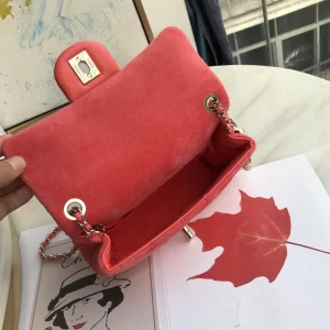 Luxury Womens Handbags Chanel Mini Velvet Flap Bag 20x13x7CM A118PP750 AA138861