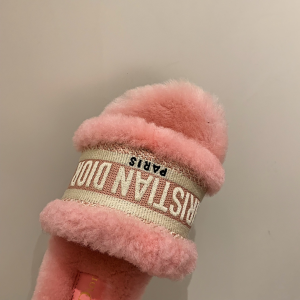 Luxury Womens Shoes Dior Dway Slide Sandal with Fur 35 To 42 A136PP360 AA138887